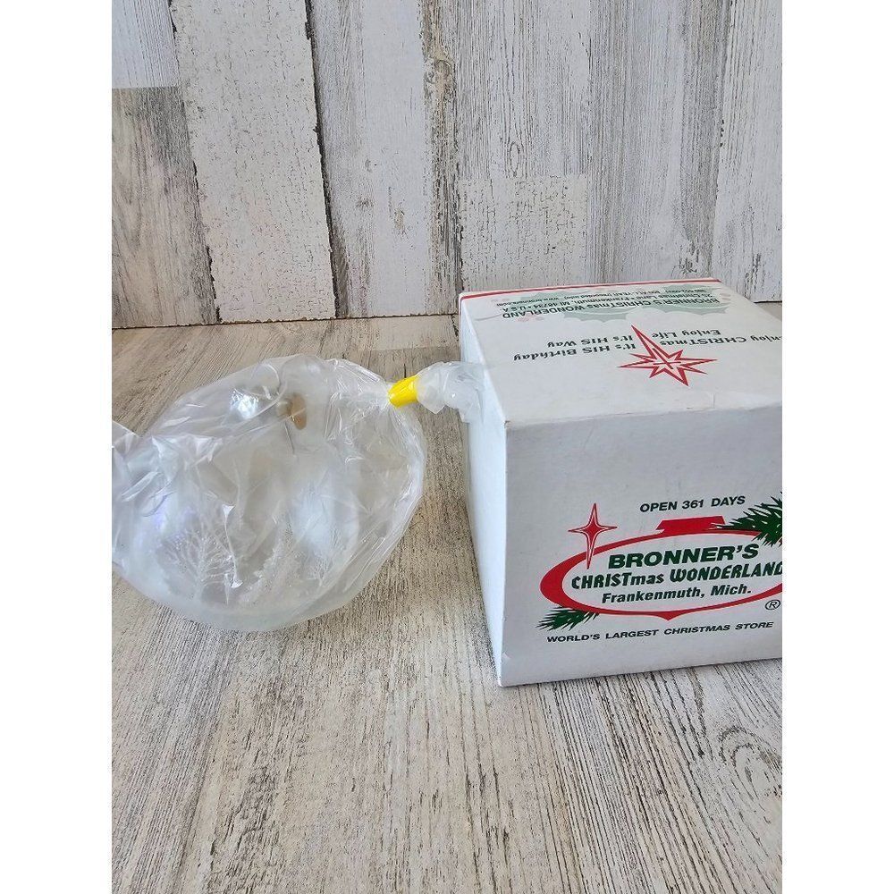 Bronners glitter ball ornament new‎ trees forest white
